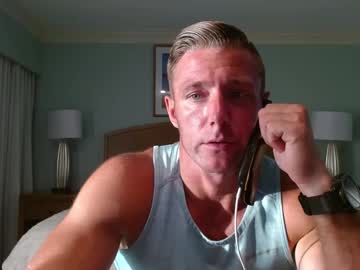 Live cam performer Nieky80 streaming now