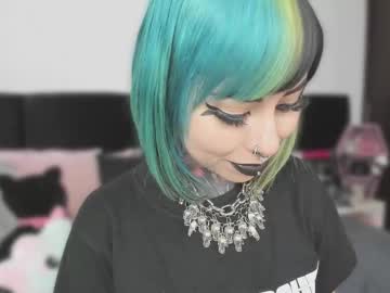 Nikkiramone • deepthroat32y • Here ^?^ • public