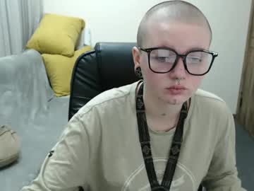 Nikkysnow, Hello Tits show! #new #18 #bigtits #private [444 tokens remaining], webcam photo