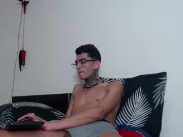 Nikobigdickxxx big cock cam stud 25 yrs streaming live