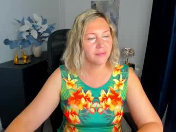 Ninastarle, #nonude #new #milf #bigboobs #bigass, webcam photo