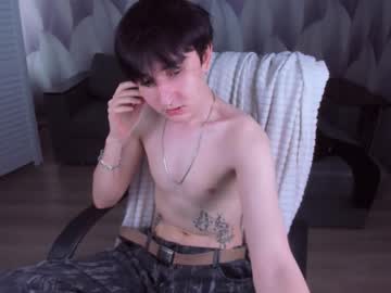 Live twink cam Noah_hilles, age 19 yrs nude and streaming