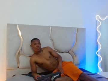 Catch me live as Noha_tay, age 18 yrs in premium male cam shows