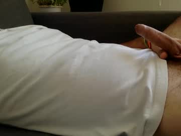 Hairy cam model Nomias87, 38 yrs live now