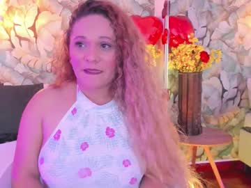 Norablakee, 35 years old, GOAL: Ice in my tits [37 tokens remaining] Welcome to my room, come to make your fantasy reality ?? #new #latina #blowjob #milf #hairy, webcam photo