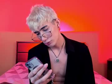 Live twink cam Novawheeler, age 20 yrs nude and streaming