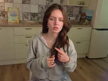 Odeliabetter, 18 years old, Goal: show my belly and navel || #new #shy #cute #young #teen [40 tokens remaining], webcam photo