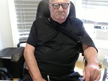 Live cam boy Oldguybigd - Hot Male Cams