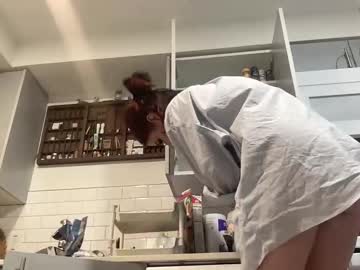 Oliveosbourne, 28 years old, Oliveo is cleaning out her closet! ? #housewife #slut #masturbation #newgirl #kinky, webcam photo