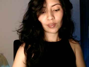 Oliviaaa__, Oliviaaa__'s room #young #petitegirl #latina #longhair, webcam photo