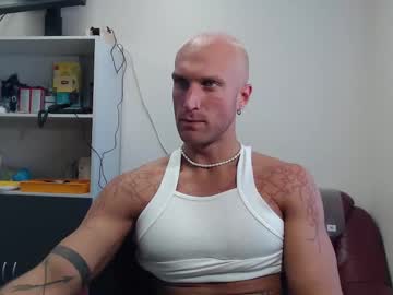 Orlandohuge big cock cam stud 27 yrs streaming live