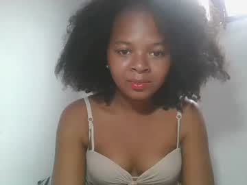 Ornellah • anal • MAYOTTE • public