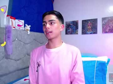 Owenblue__, 21 years old, ?I'm very hot today? - Goal: ? Show cum ? #femboy #young #smoke #lovense #twink, webcam photo