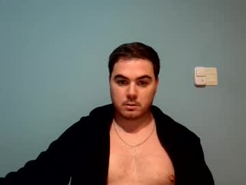 Pablo3377 • cumshot26y • Argentina • public