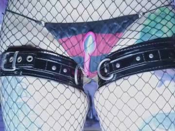 Pandoranez • bdsm • IN THE TOY BOX • public