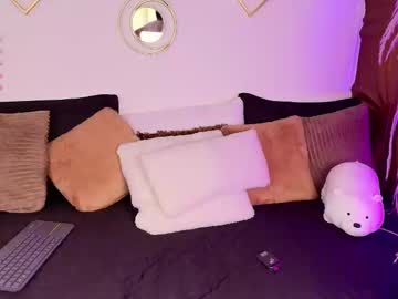 Paulinamillerr, 18 years old, ?New girl, come and enjoy a different world? #latina #bigass #young #teen #18, webcam photo