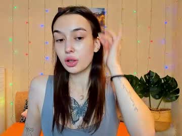 Pauline_soul, 23 years old, smile and take me private <3 #tattoo #smalltits #young #private #feet [555 tokens remaining], webcam photo