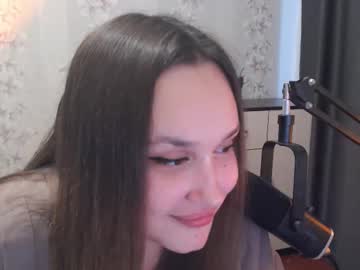 Pennieisebrand, 18 years old, Goal: Show you my arms and tattoos!  #shy #new #18 #young #natural [10 tokens remaining], webcam photo