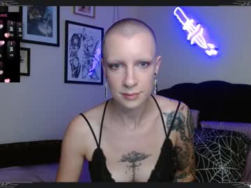 Pepper_dagger • goth • United States • public