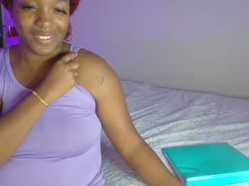 Phatjuicypeach • ebonymilf • Cyberspace • public