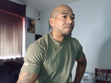 Catch me live as Phenomenalfit00 in premium male cam shows