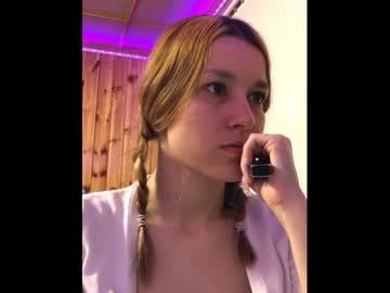 Phoenix111117, 24 years old, Welcome to my room! - Goal: Juicy blowjob [180 tokens left] #sexy #skinny #new #shy #daddysgirl, webcam photo