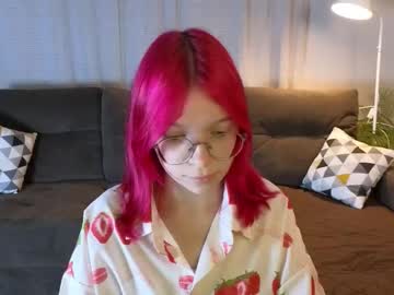 Pink_tilly, 18 years old, Hello, guys! I'm Rossy, and it's my 1st day there! let's creat friendly vibes..  - Goal: Shake skirt more  [112 tokens left] #new #18 #shy #cute #petite, webcam photo