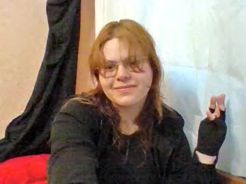 Pixiedare, 18 years old, Goal: Support me and my first goal #piercing #new #shy #feet #18 - Next Goal: My first kiss, webcam photo