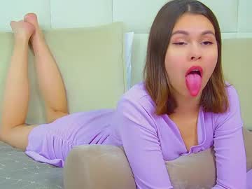 Feet Cams Live model Pollylanders, age 20 streaming Foot Fetish VR