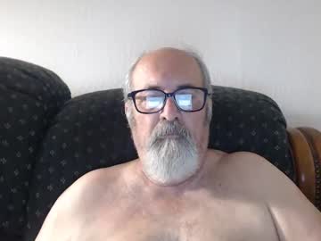 Catch me live as Poppi_4u, age 71 yrs in premium male cam shows