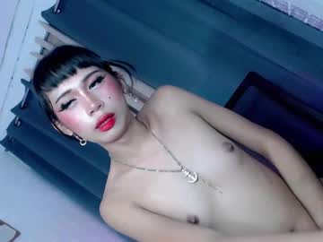 Catch me live as Precious_gem1 in premium male cam shows