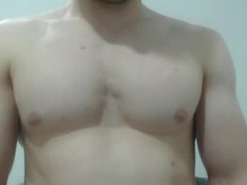 Preettyboyx • muscleworship32y • COLOMBIA • public