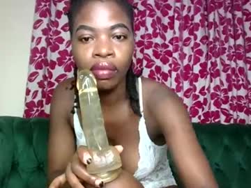 Squirting cam girl Pretty_freaky live now