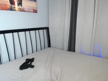 Skinny Asian cam girl Prettylady_janice live in HD