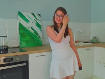 Primrosegartrell, 18 years old, Goal: What is under my skirt? (something red and sexy) :3 \  My name is Liza and Im glad to see you in my room  #18 #new #shy #bigass #cute [33 tokens remaining], webcam photo