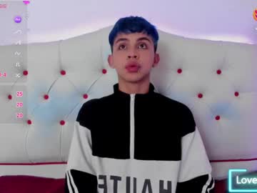Princeapolo_anki, 18 years old, GOAL: SHOW CUM [746 tokens remaining] Enjoy my body and make me feel so gooooood ? #new #twink #18 #femboy #anal, webcam photo