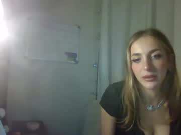 Princesscunt0 • new18y • Your bed • public