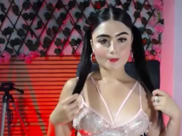 Feet Cams Live model Queenlux6, age 18 streaming Foot Fetish VR