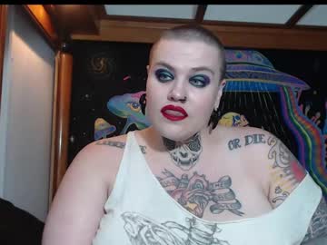 Queenofevildead • bigboobs38y • Hel, Norse Underworld • public
