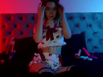 R_runner_r, Come and help me to cum today? Current goal: Put a vibro toy in panties? #new #young #tipgoal #smalltits #teen, webcam photo