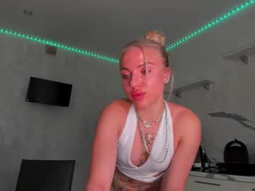 Radiance_, 23 years old, naked dance show #blonde #lovense #german #daddy #18 [220 tokens remaining], webcam photo