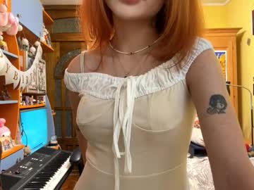 Randibaggs, 18 years old, GOAL: show my bra [22 tokens remaining] ??Hi everyone my name is Silvia I'm new here but I really like to play ?? #feet #18 #redhead #lovense #teen, webcam photo