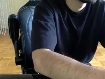 Raul_perez731 big cock cam stud 30 yrs streaming live
