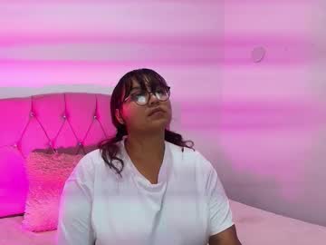 Raven_gaze, Raven_gaze's room #teen #new #young #18 #latina, webcam photo