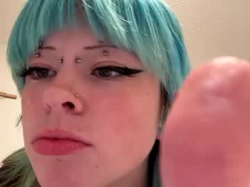 Ravyn_xoxo • altgirl23y • USA • public