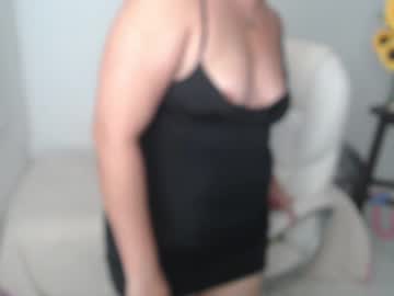 Rebeca_milf • sexylatina45y • in a corner of your heart • public