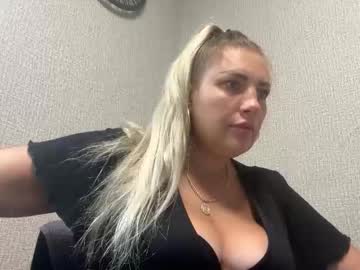 Reneemendez, #bigboobs #new #bigass #blonde, webcam photo