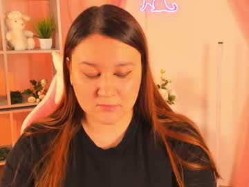 Skinny Asian cam girl Rochelelin live in HD