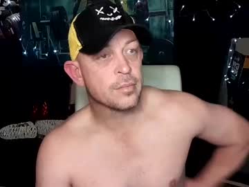 Rodneysinz • mature43y • usa • public