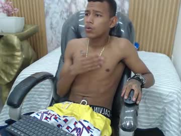 Live twink cam Rory_castro, age 19 yrs nude and streaming